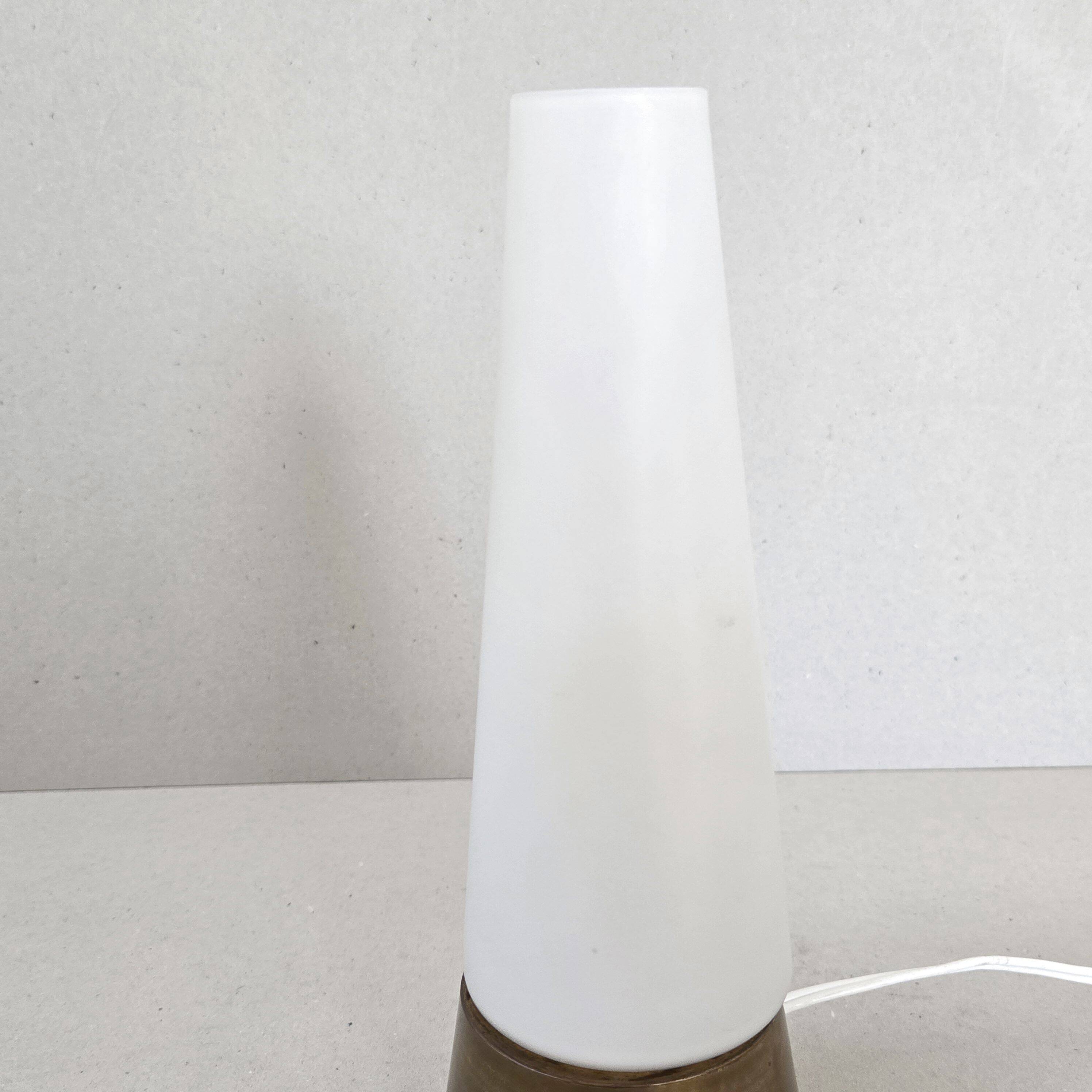 Vintage 1950s lamp