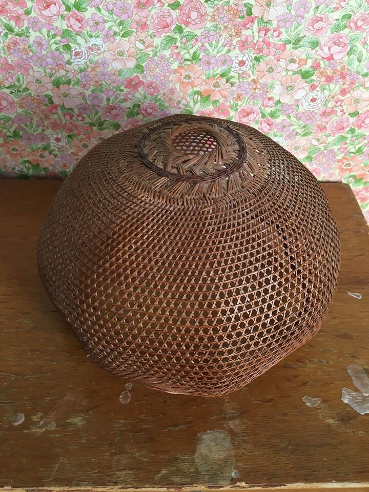 Flower lampshade in canning