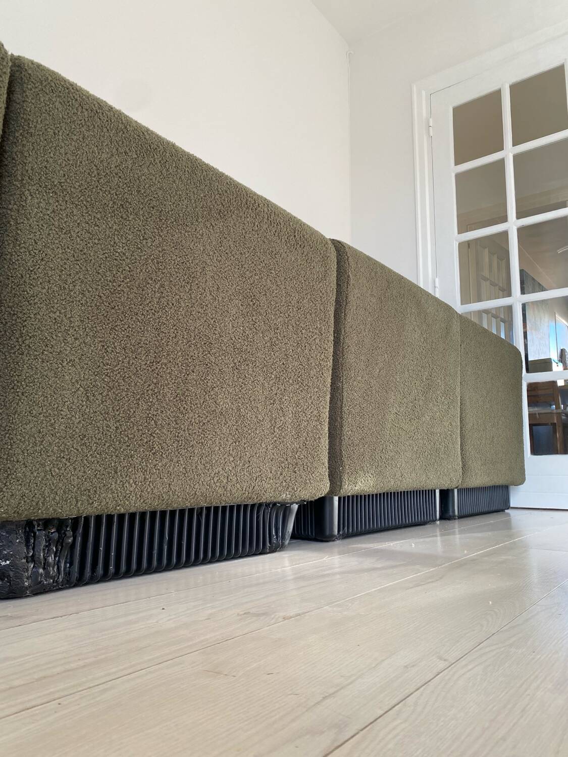 6 Herman Miller armchairs 1970