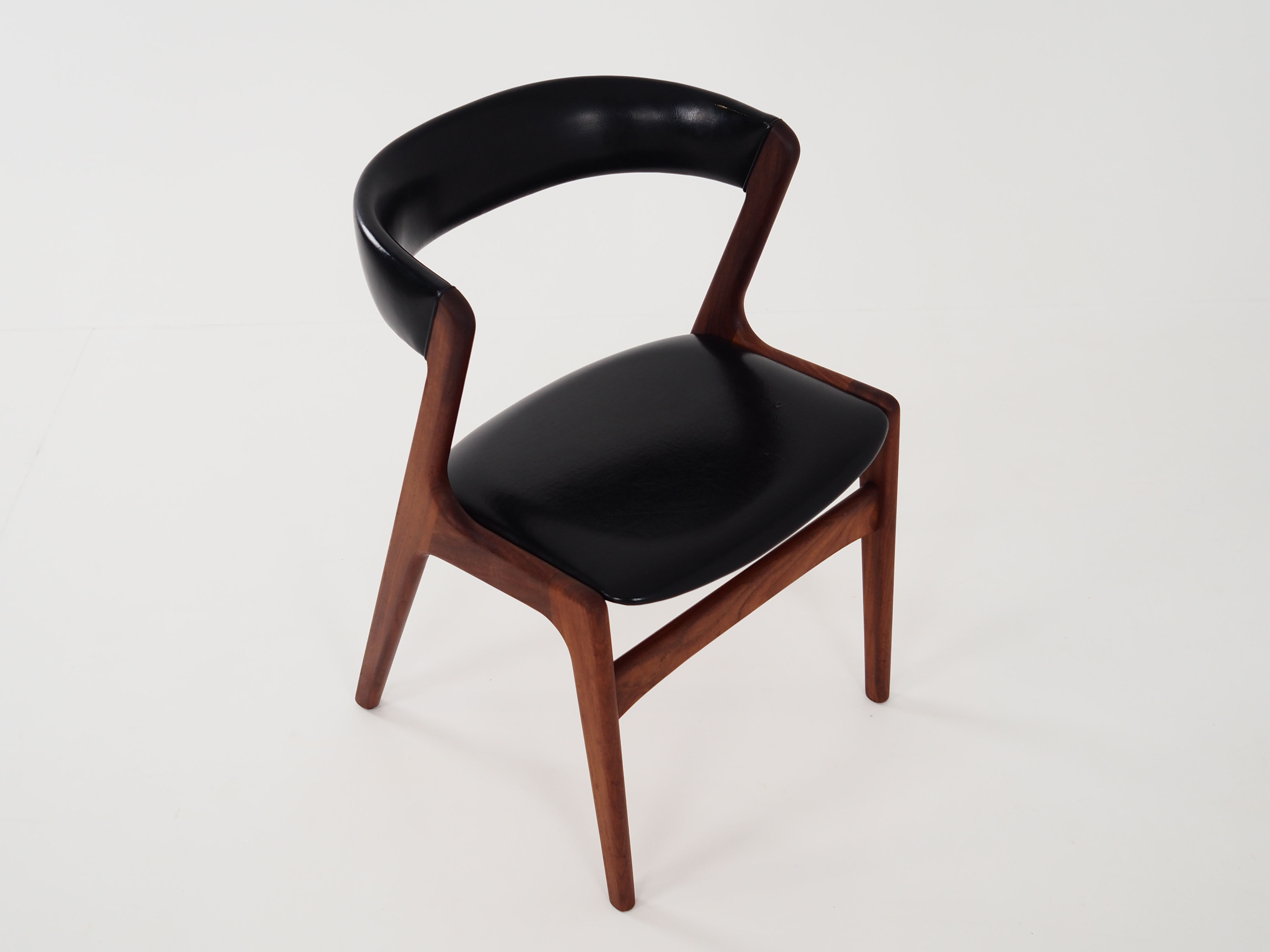 Fire  teak chair design by Kai kristiansen for Schou andersen, scandinavian design.