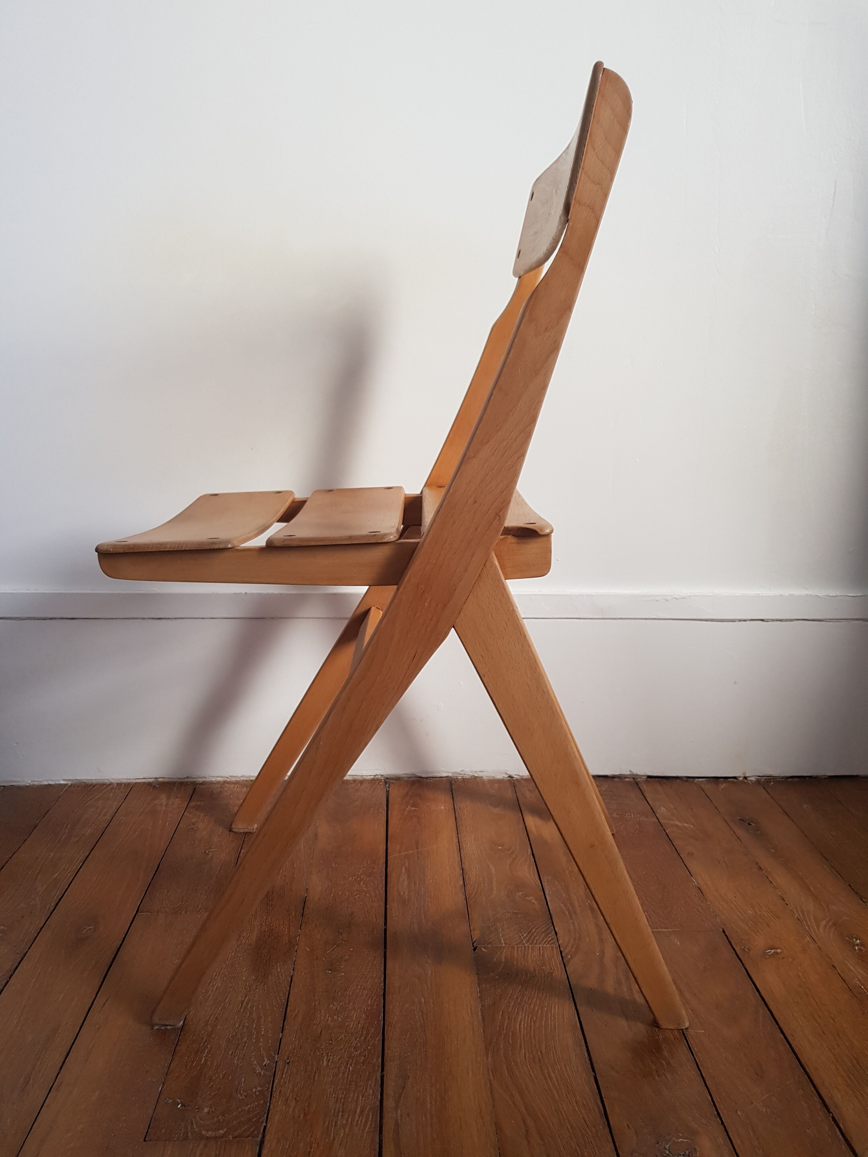 Chaise enfant vintage en bois