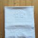 Drap ancien brodé en lin