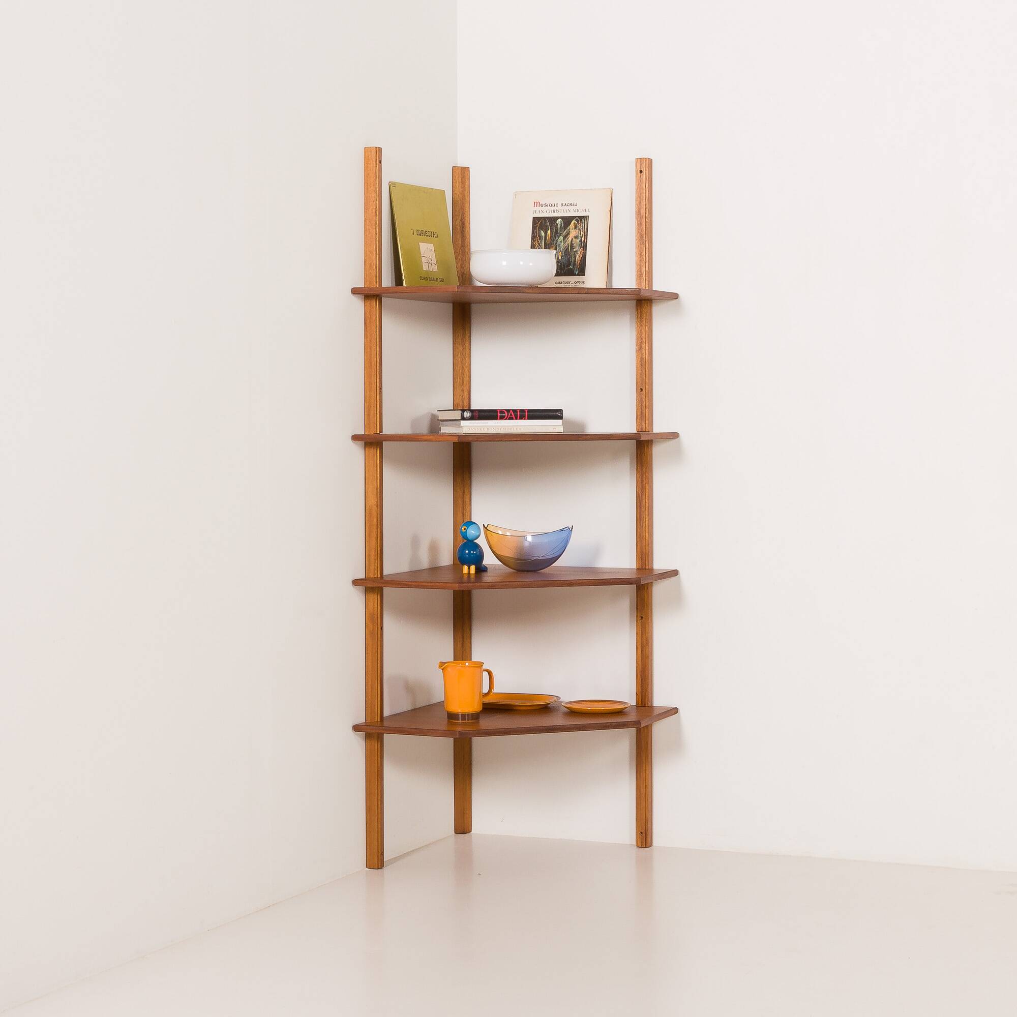 Meuble d'angle mural italien du milieu du siècle, années 1970