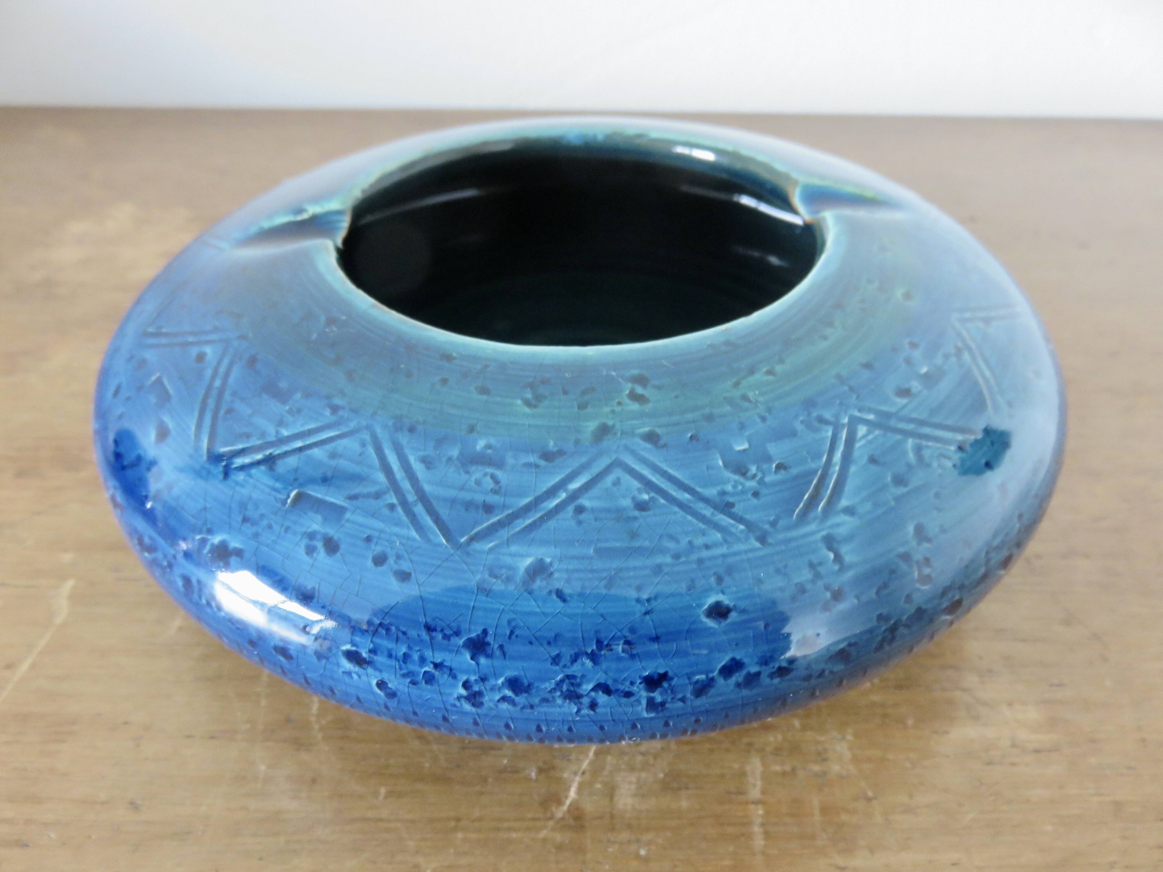 Aldo Londi ashtray for Bitossi in "Rimini Blue" ceramic, 1960s/70s