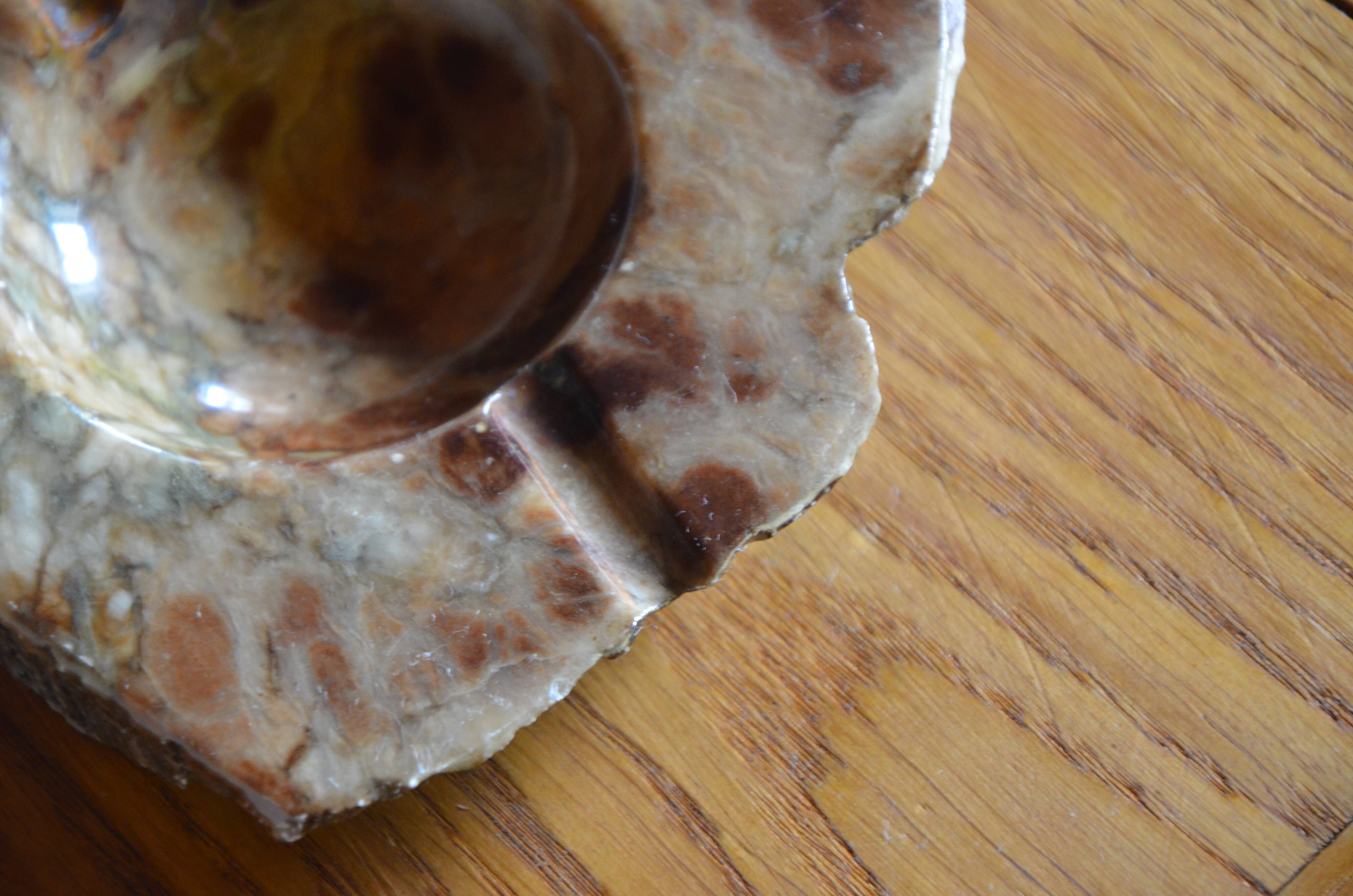 Green and brown alabaster ashtray