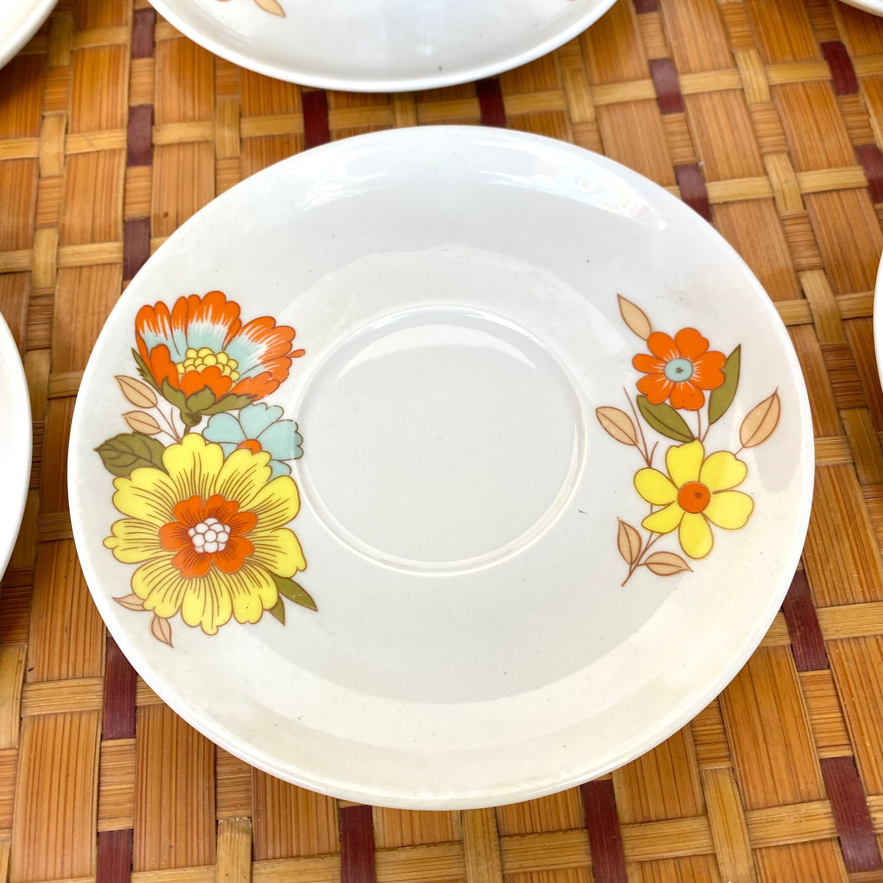 Monopoli vintage coffee cups