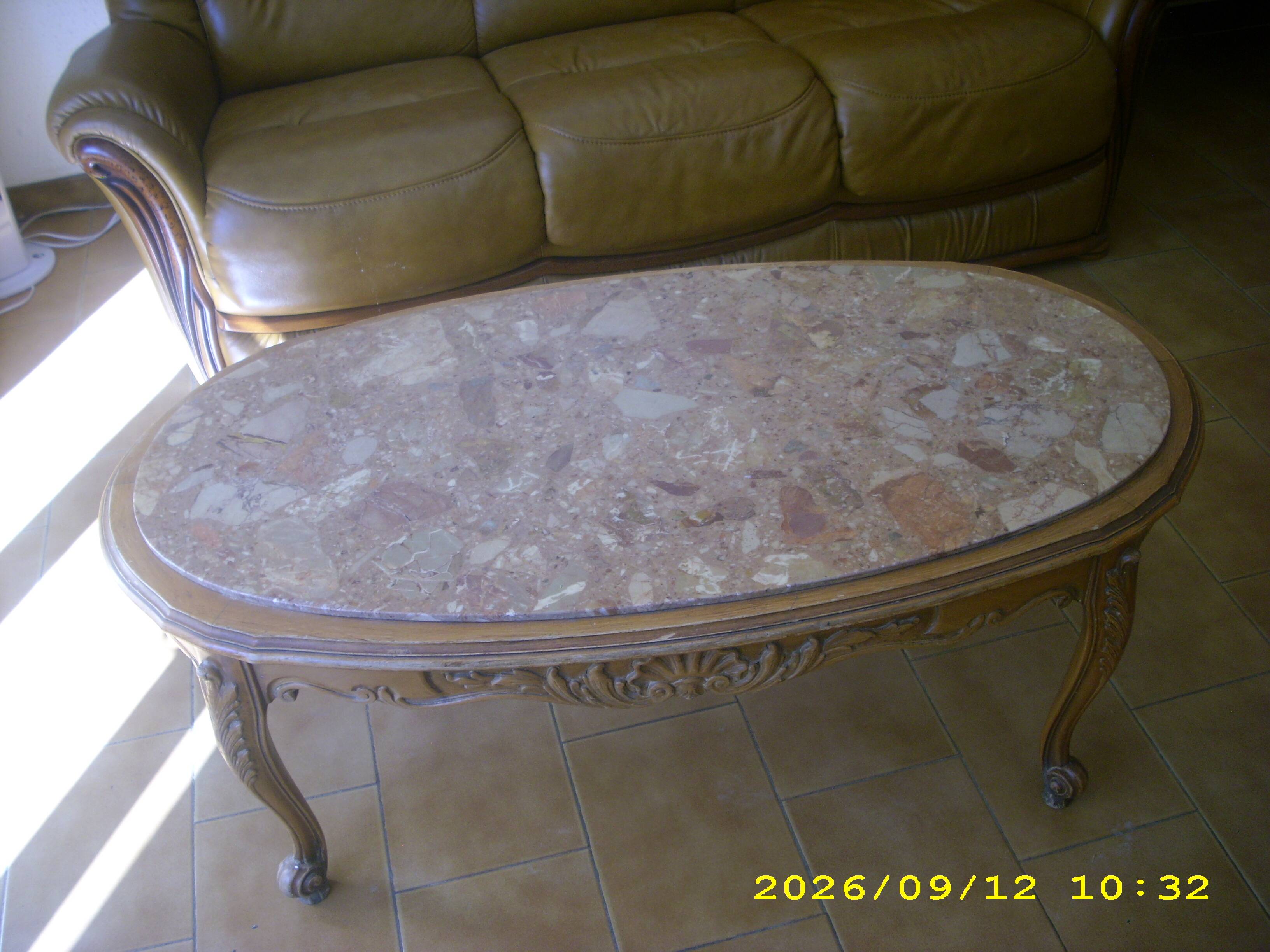 Table basse ovale