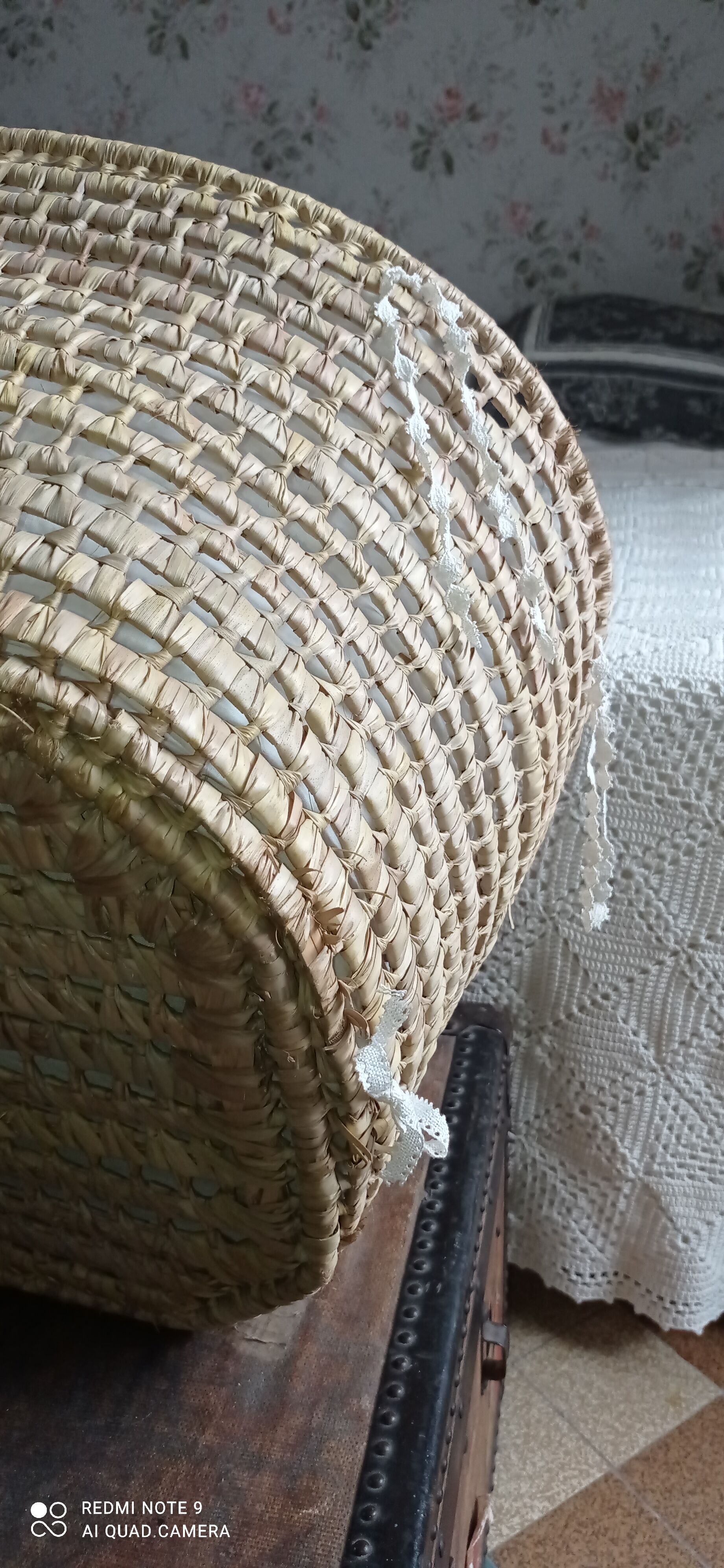 Vintage palm bassinet