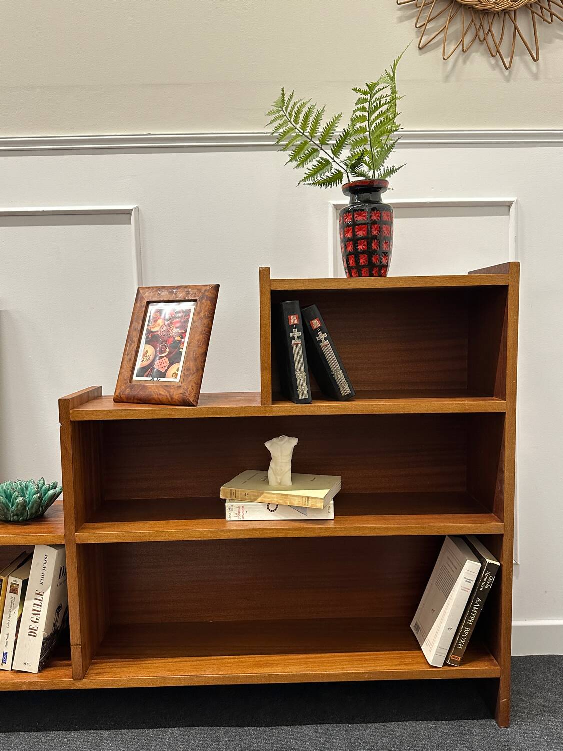 Vintage bookcase / TV cabinet