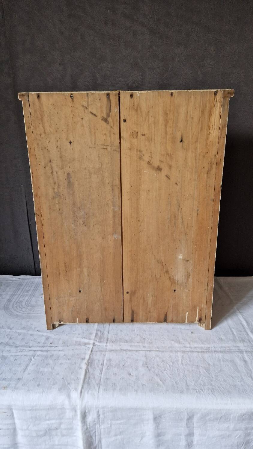 Small locker cabinet