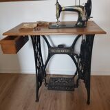 Old sewing machine H. Vigneron