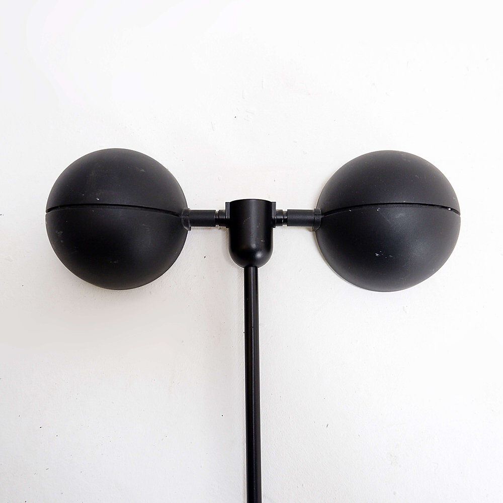 Italian floor lamp from the late 1980s.