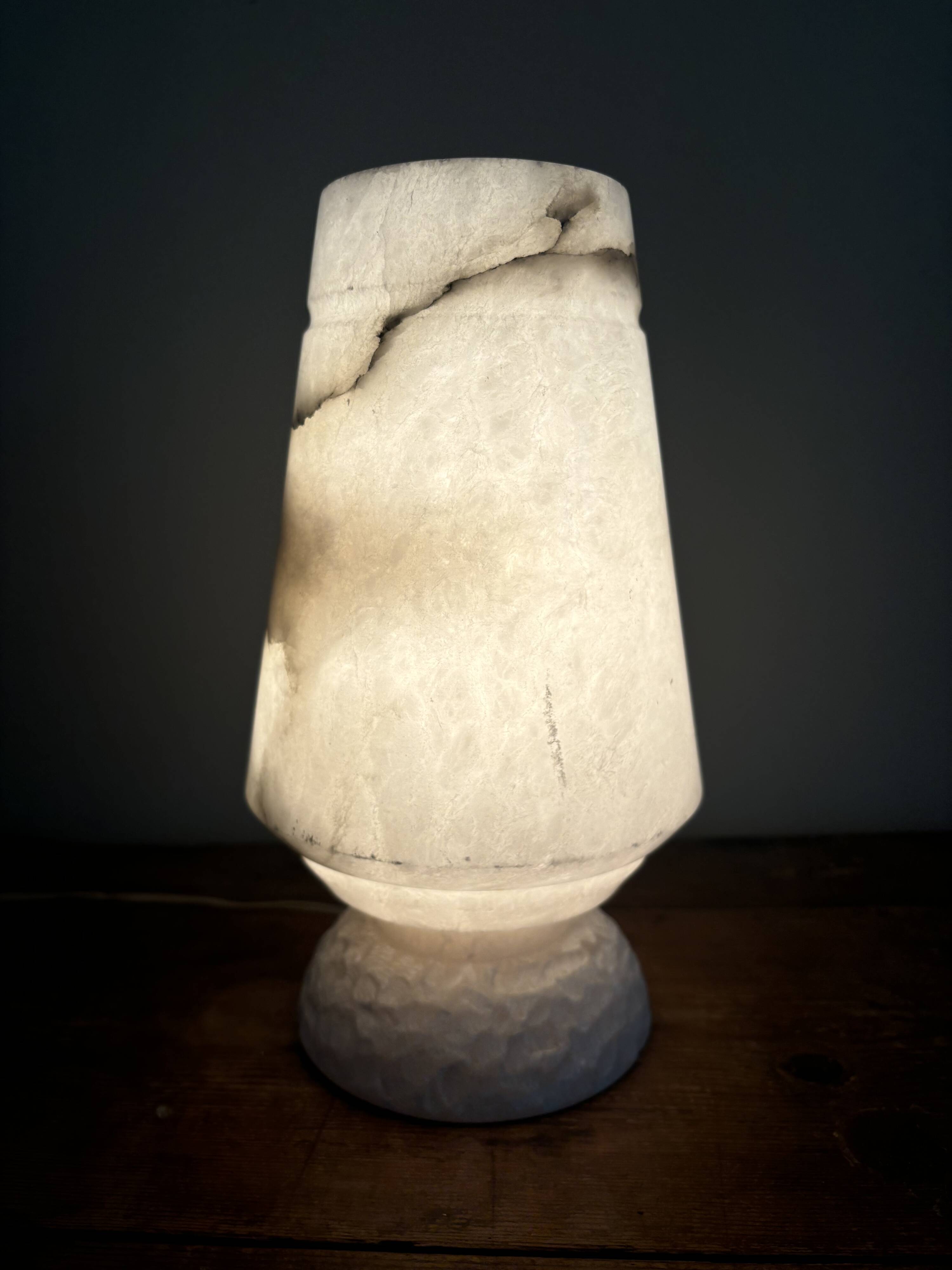 Vintage table lamp alabaster lamp, Italy 1960 minimalist