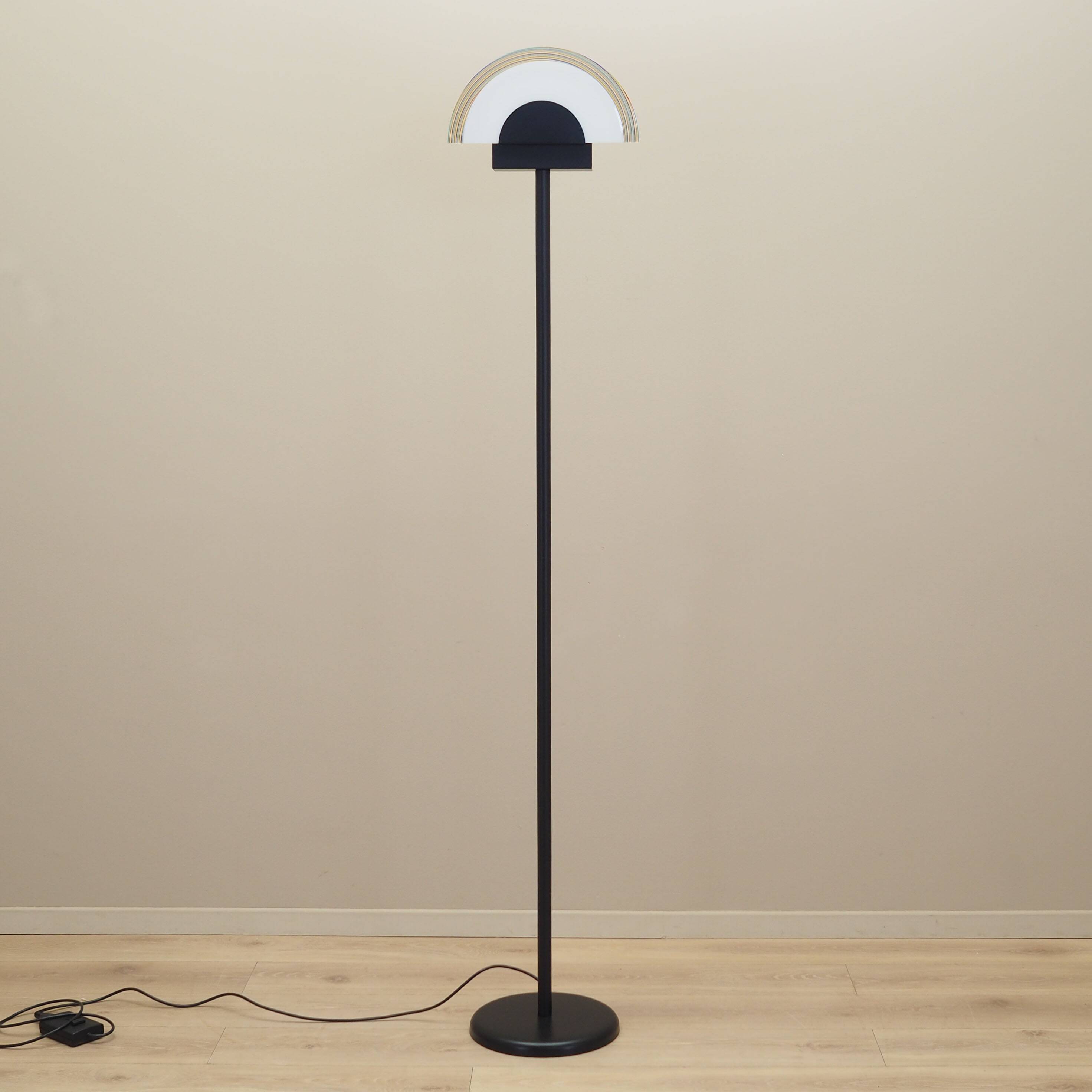 Floor lamp, Italian design, 1970s, production: Italy