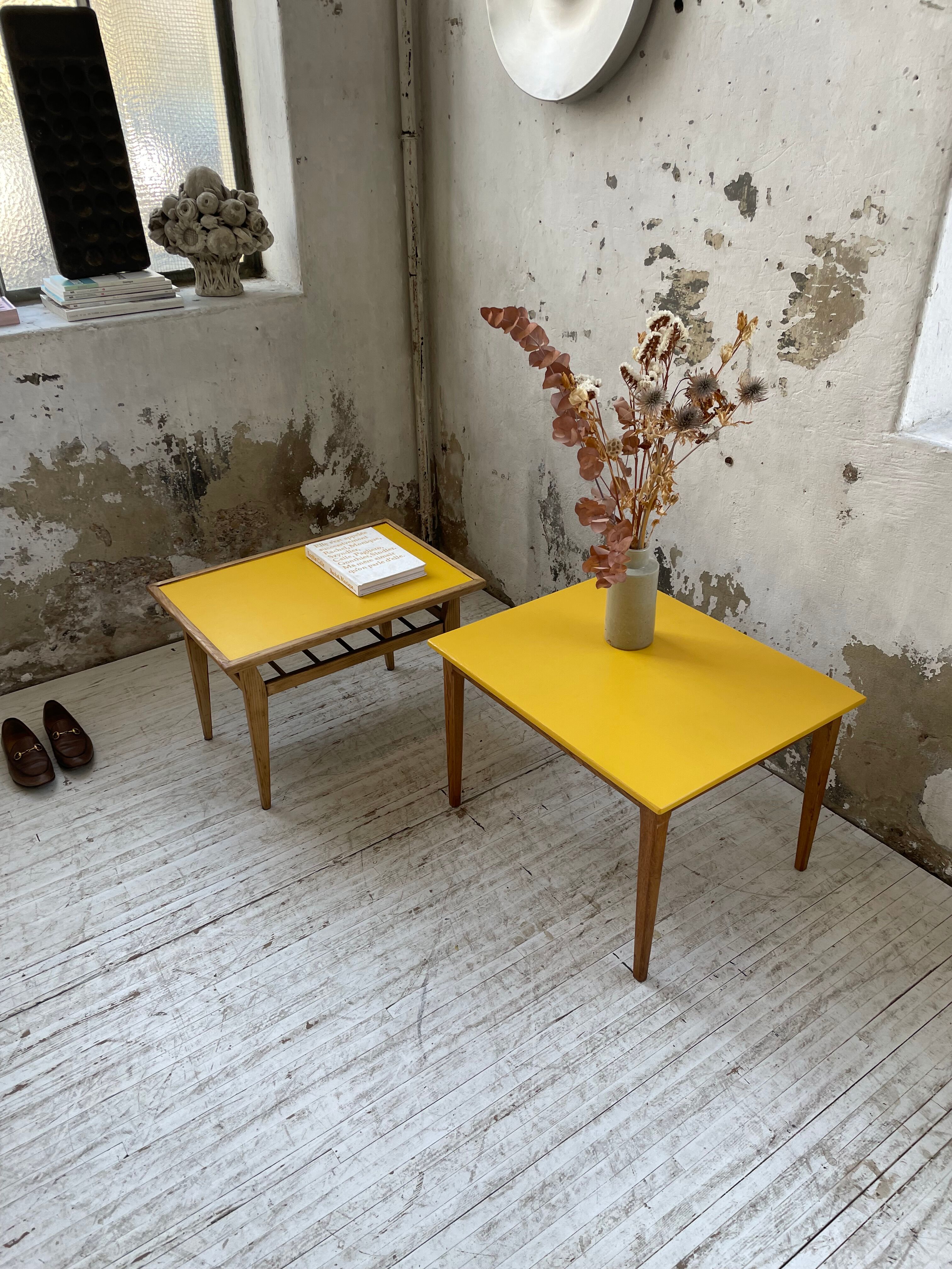 Duo de tables basses bois jaune