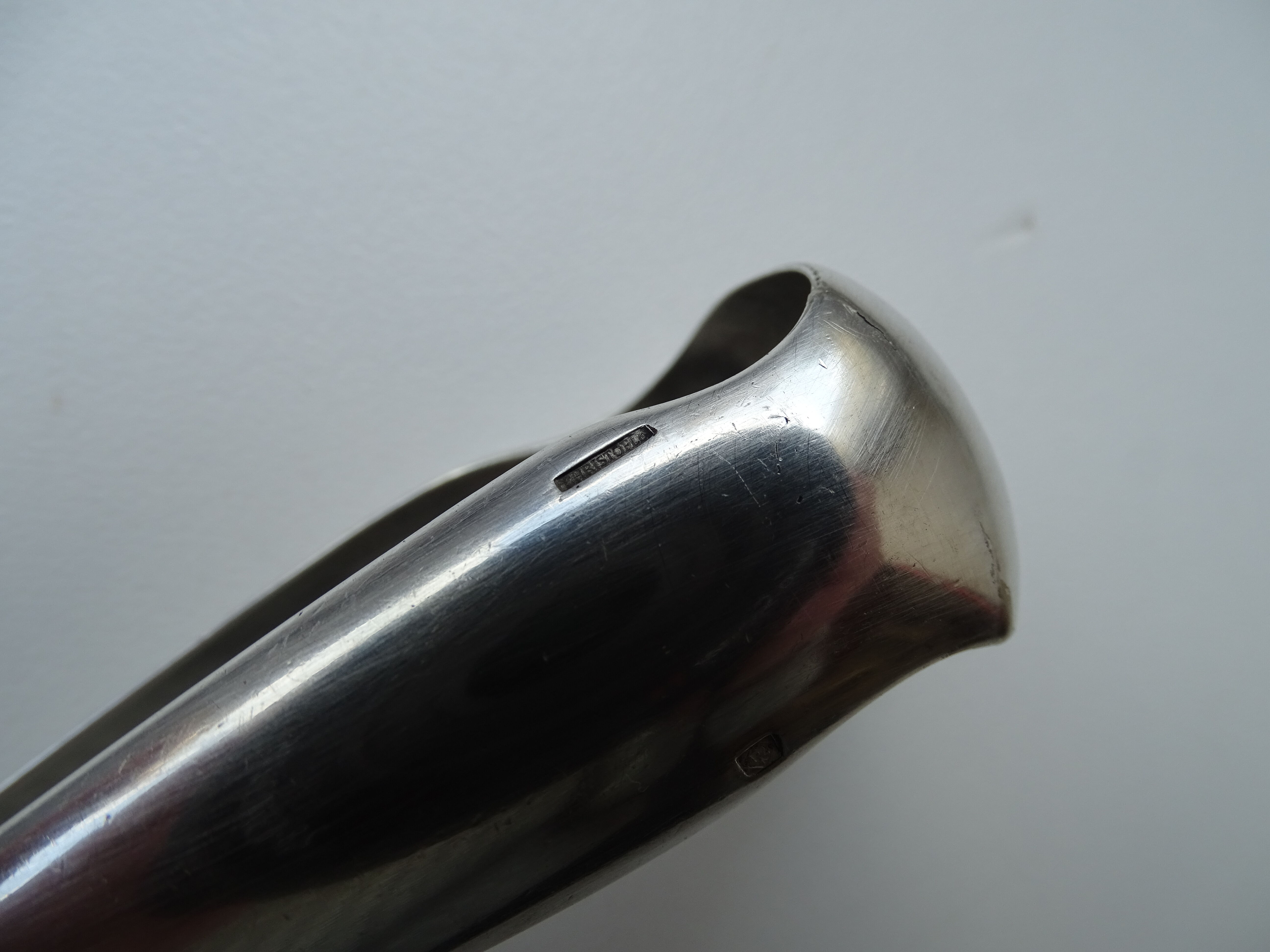 Christofle Sugar clamp