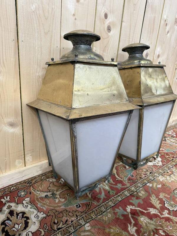 Paire de lampadaires - lanternes d'extérieur en laiton