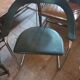 Quatre chaises avec accoudoirs style Arrben