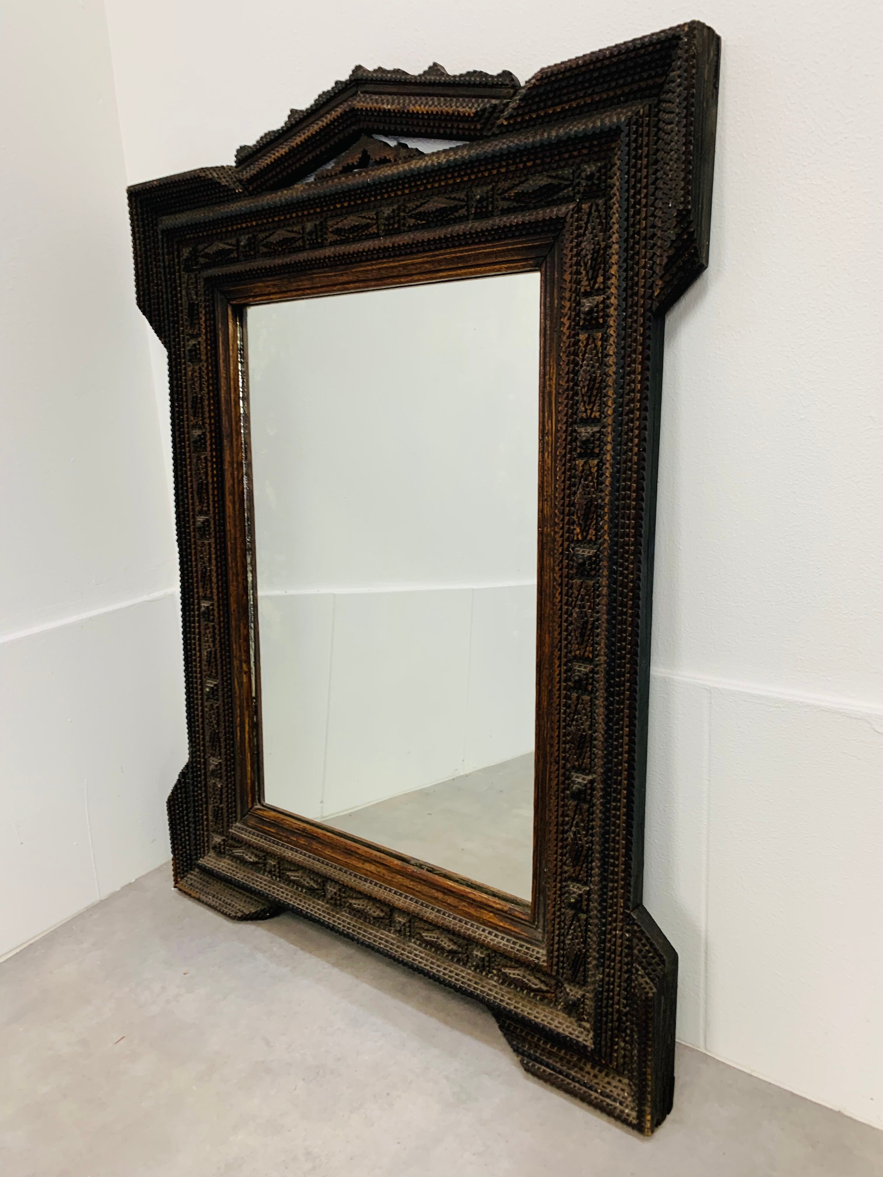 Mirror "tramp art" folk art 103 x 76 cm.