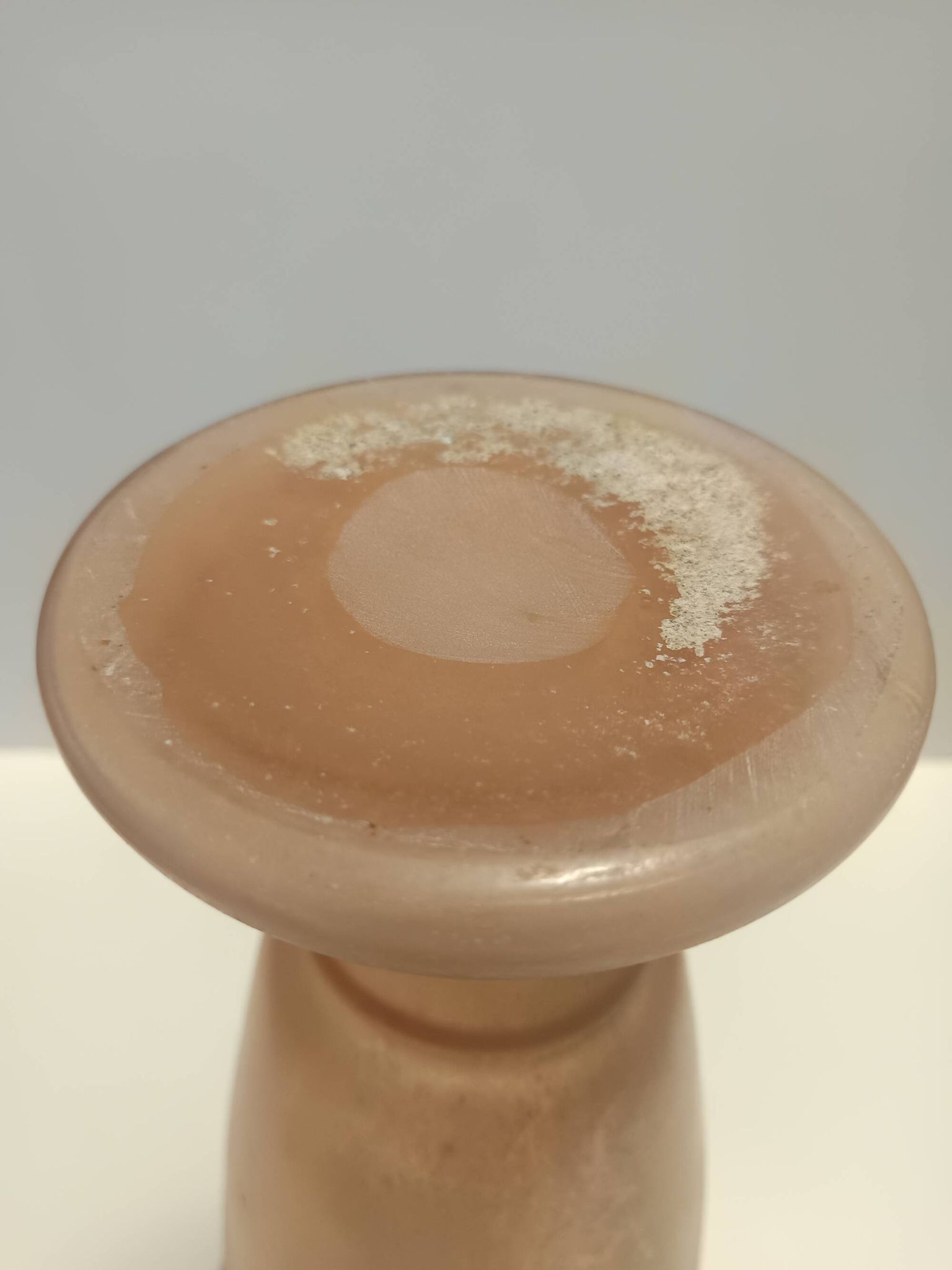 Peach Pink and White Scavo Glass Amphora Vase attr. to Seguso, Italy
