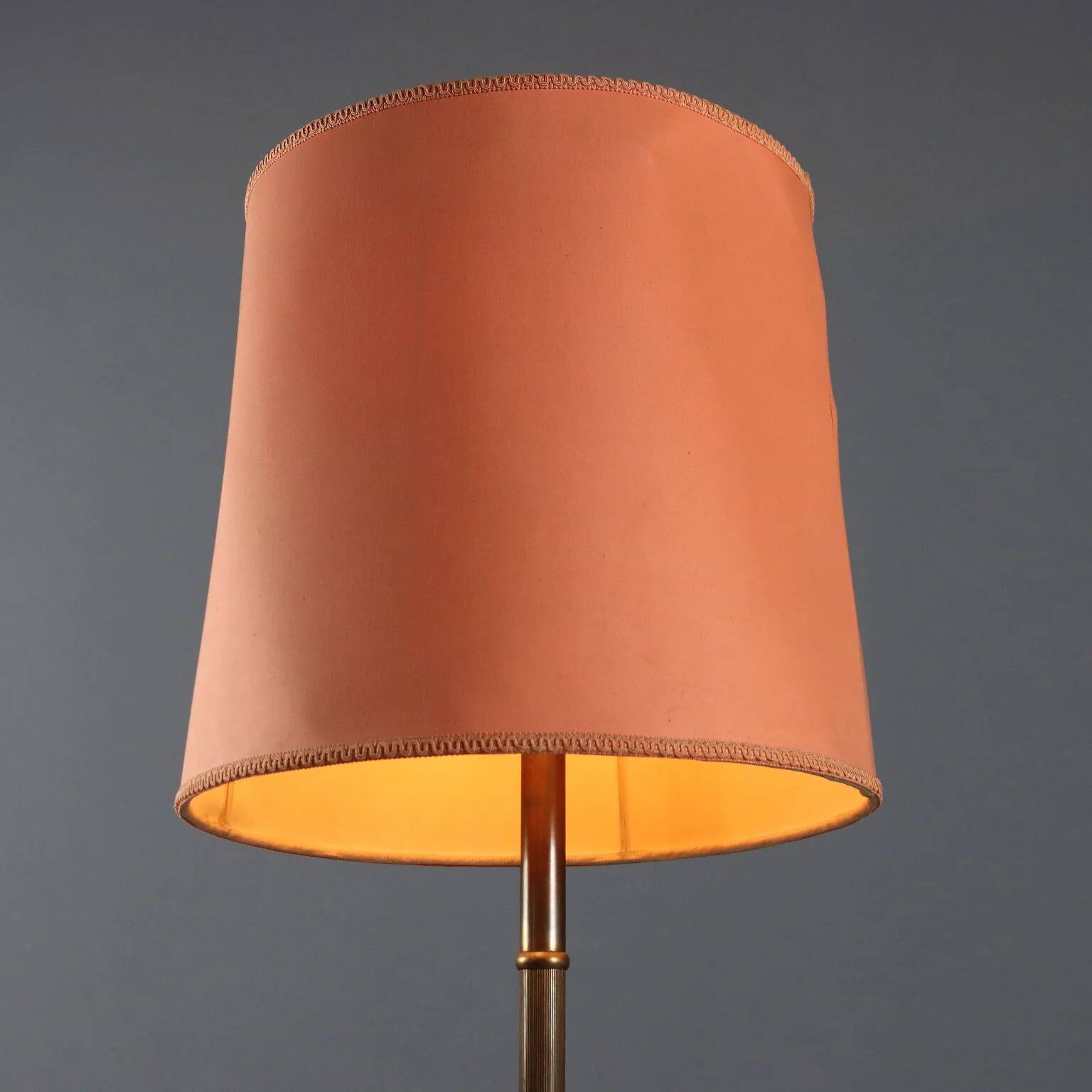 Lampadaire vintage en laiton avec abat-jour en tissu, hauteur réglable, design années 1950