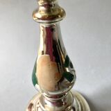 Paire de bougeoirs en verre argenté