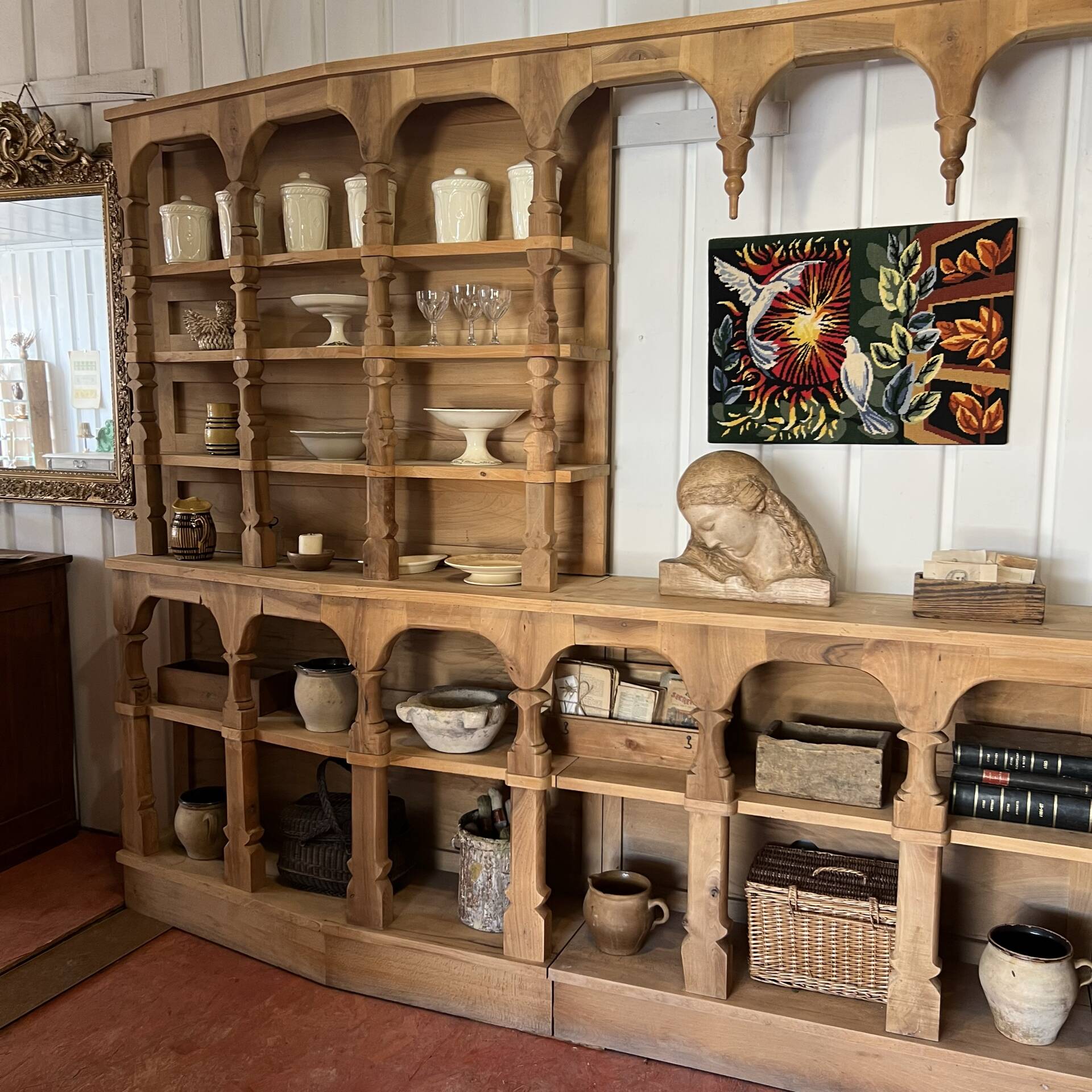 Display shelf furniture