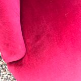 Red velvet toad chair