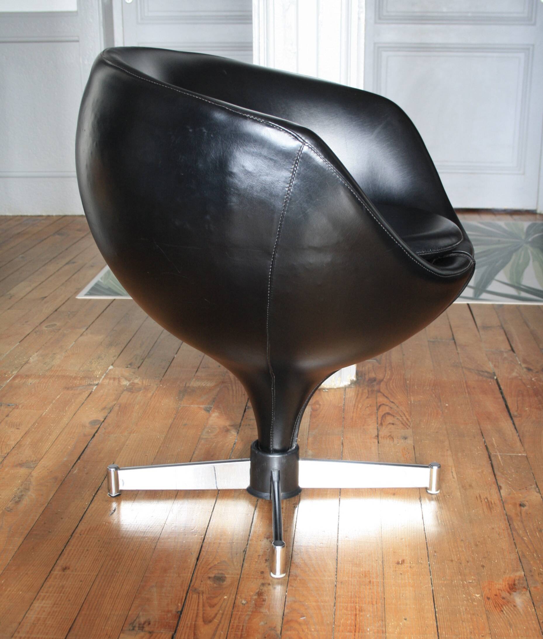 Luna armchair by Pierre Guariche for Meurop, swivel