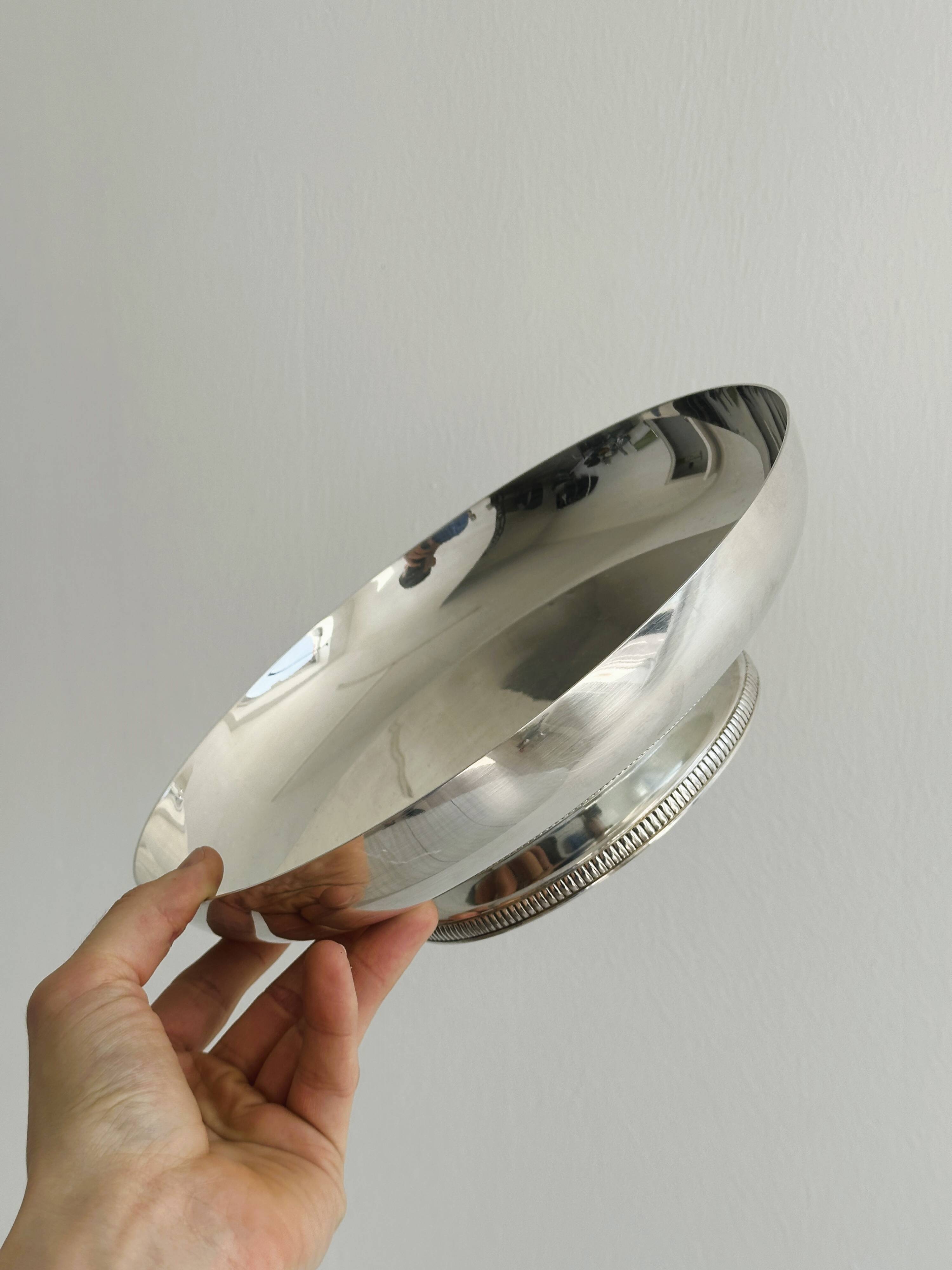 Antique silver-plated metal dish/cup
