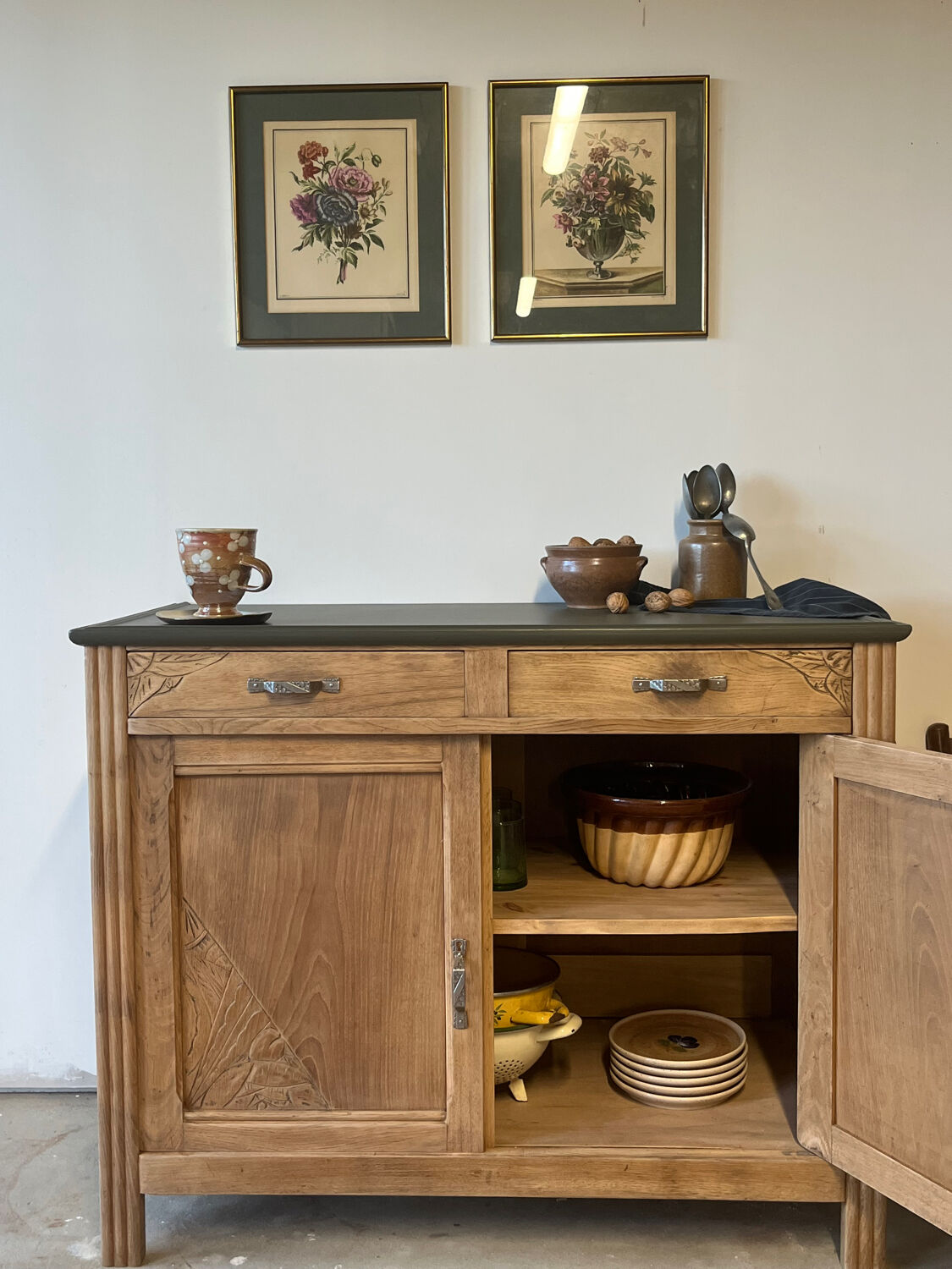 Art Deco vintage buffet