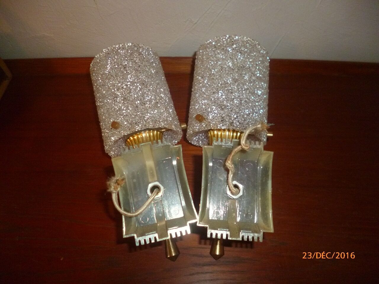 Lot of 2 sconces resin 1960 70 granitee