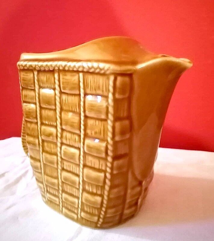 Aperitif pick in dabbling basket braided 70s