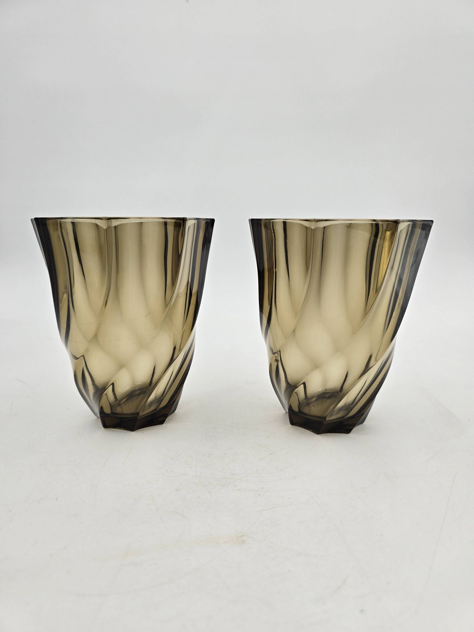 Paire de vases en verre fumé 50's