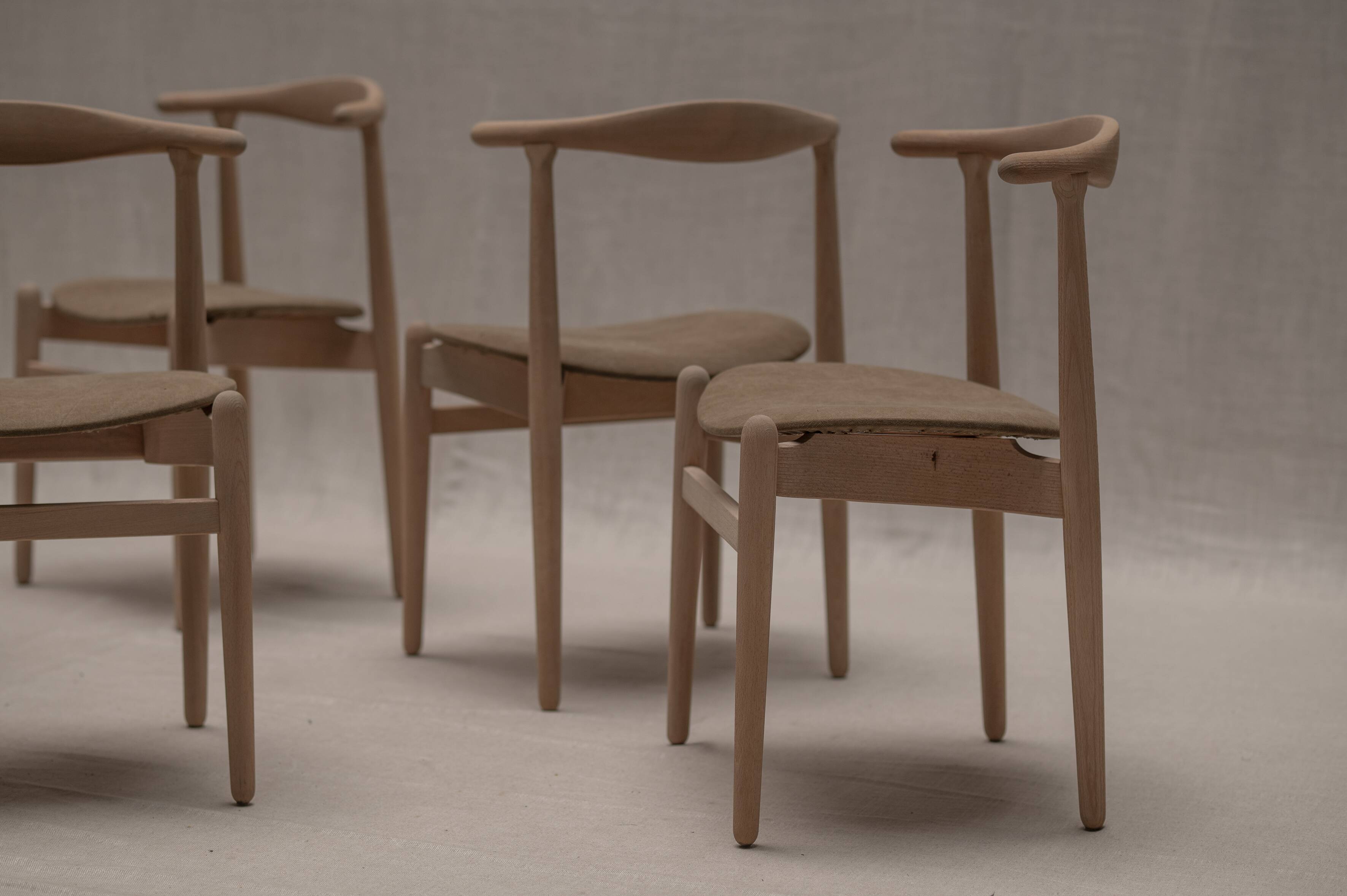 Model FH 1934 dining chairs by Hans J. Wegner