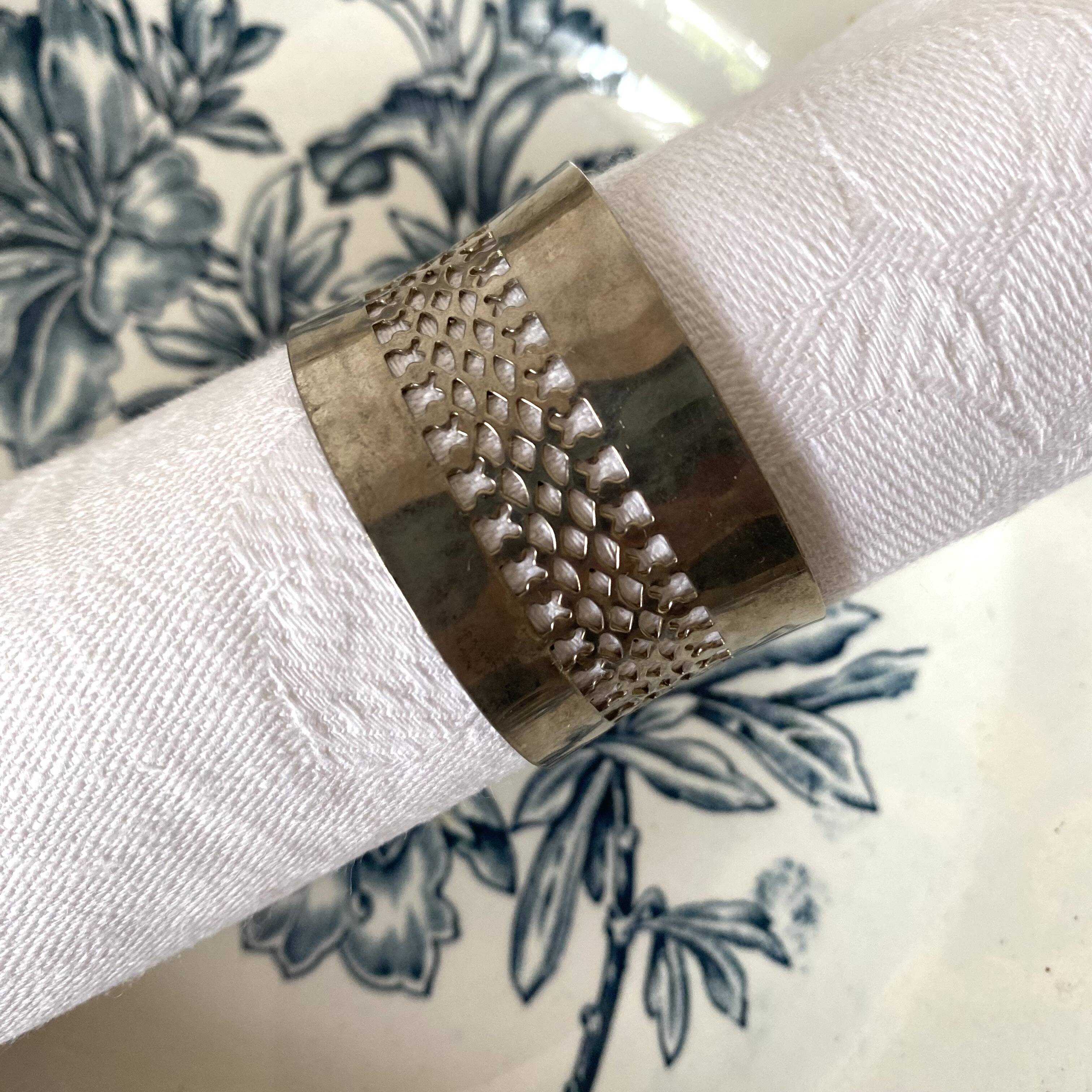 Openwork metal napkin rings