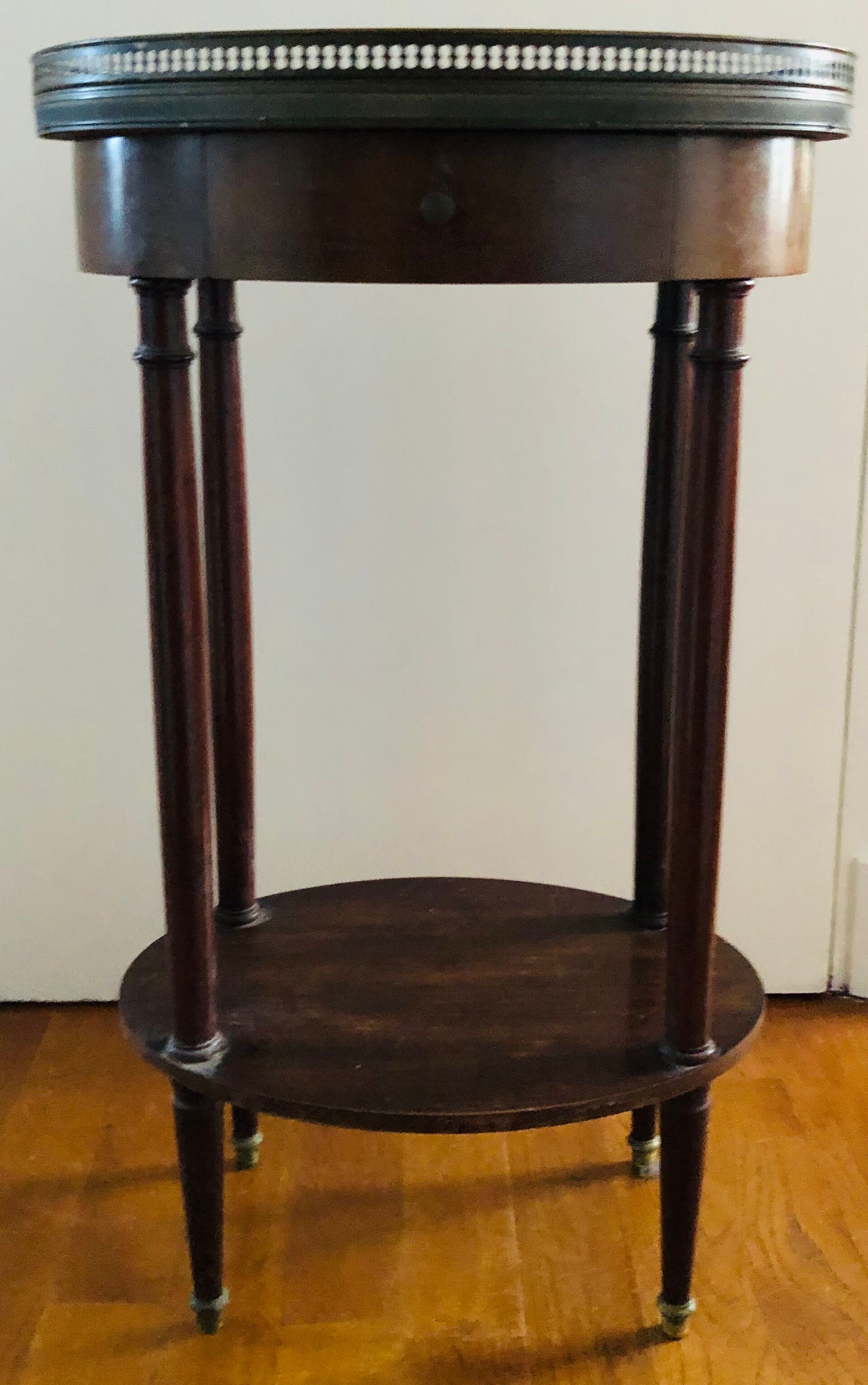 Pedestal table on marble