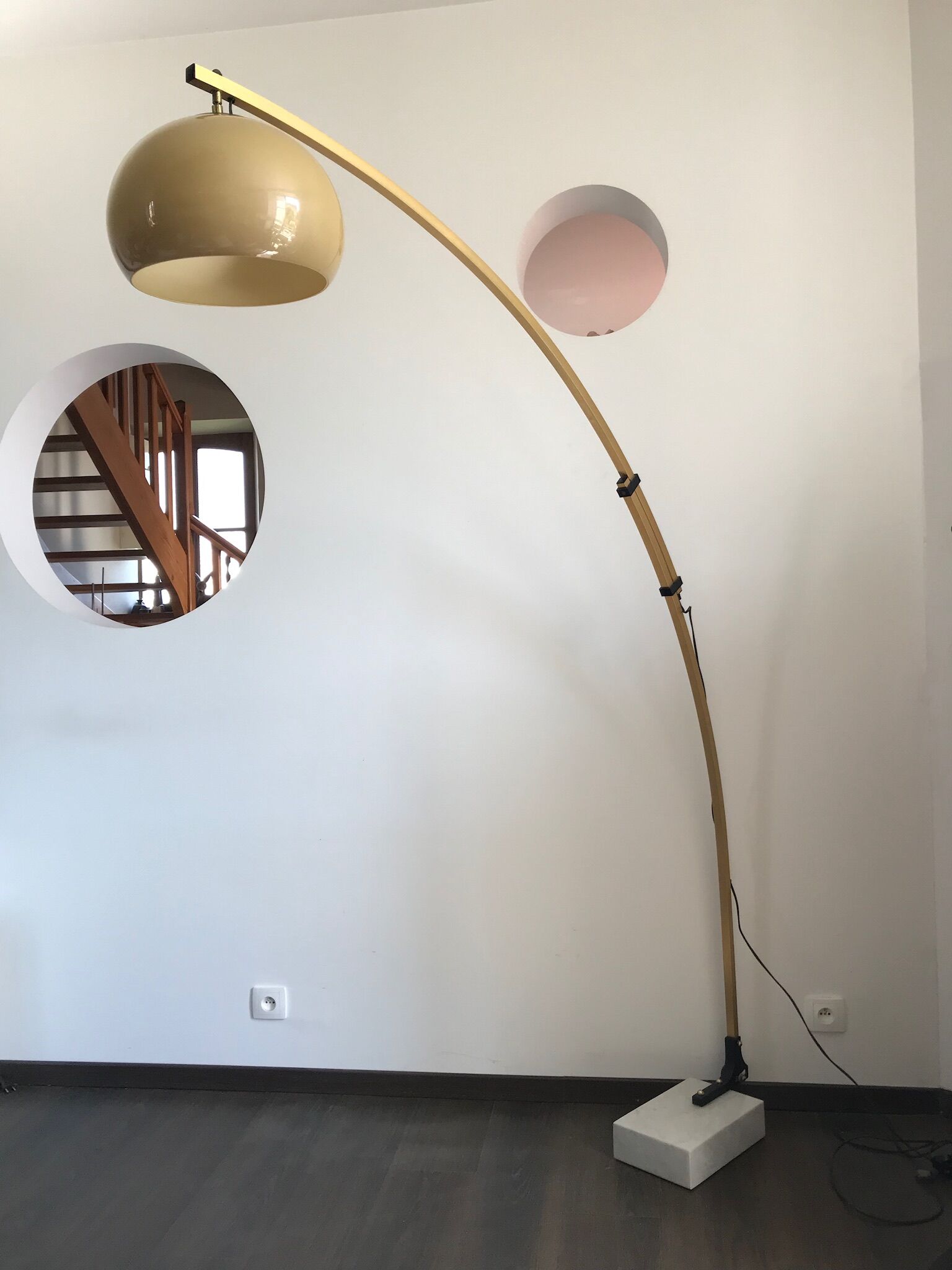 Arc floor lamp gilded stretch 70s