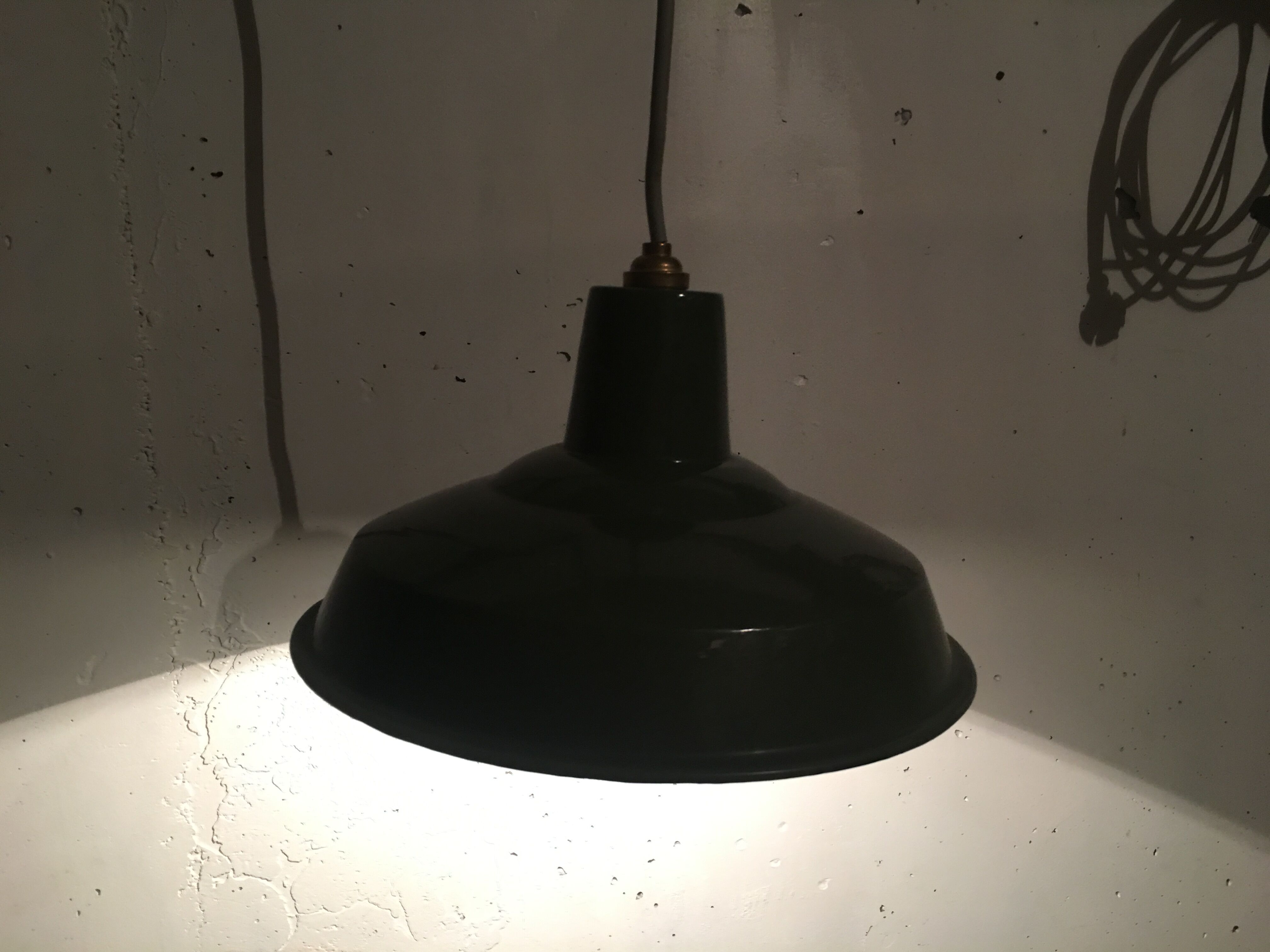 Industrial hanging of the 1950s