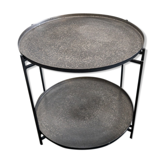 Steel round table with 2 trays