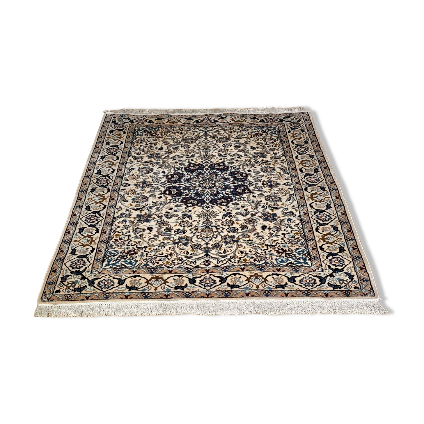 Nain Persian carpet in wool on cotton – 207 x 127 cm