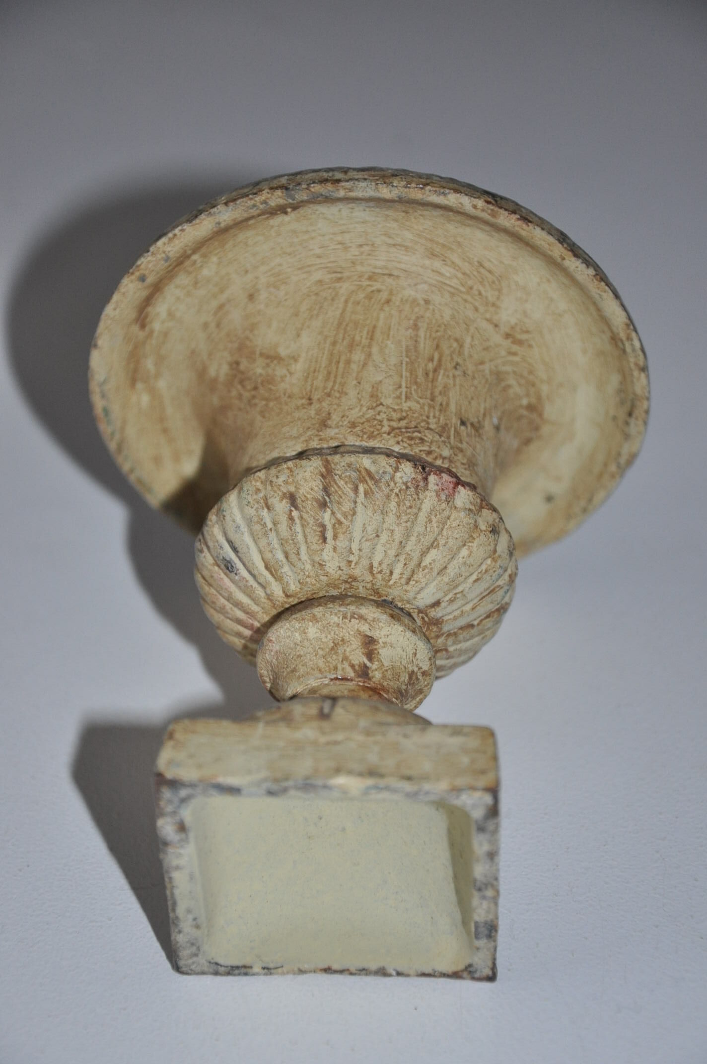 Miniature Medici vase in cast iron