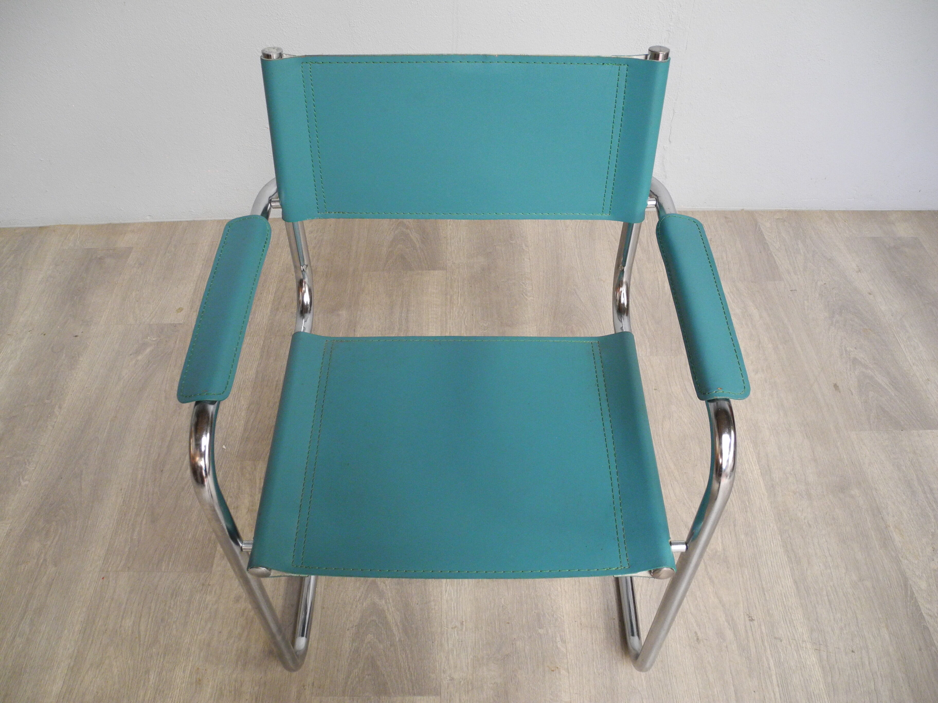 Armchair green leather 80/90