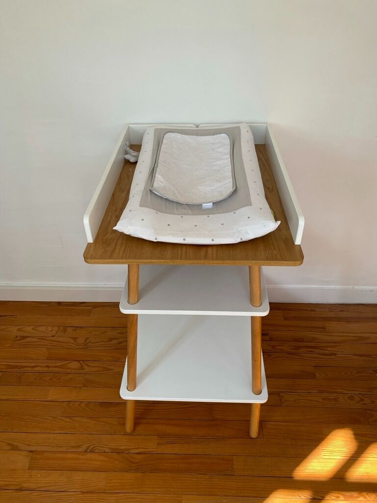 Changing table