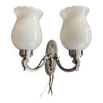 Antique “Prestige” double wall light, chrome-plated metal and opaline