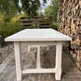 Farm table