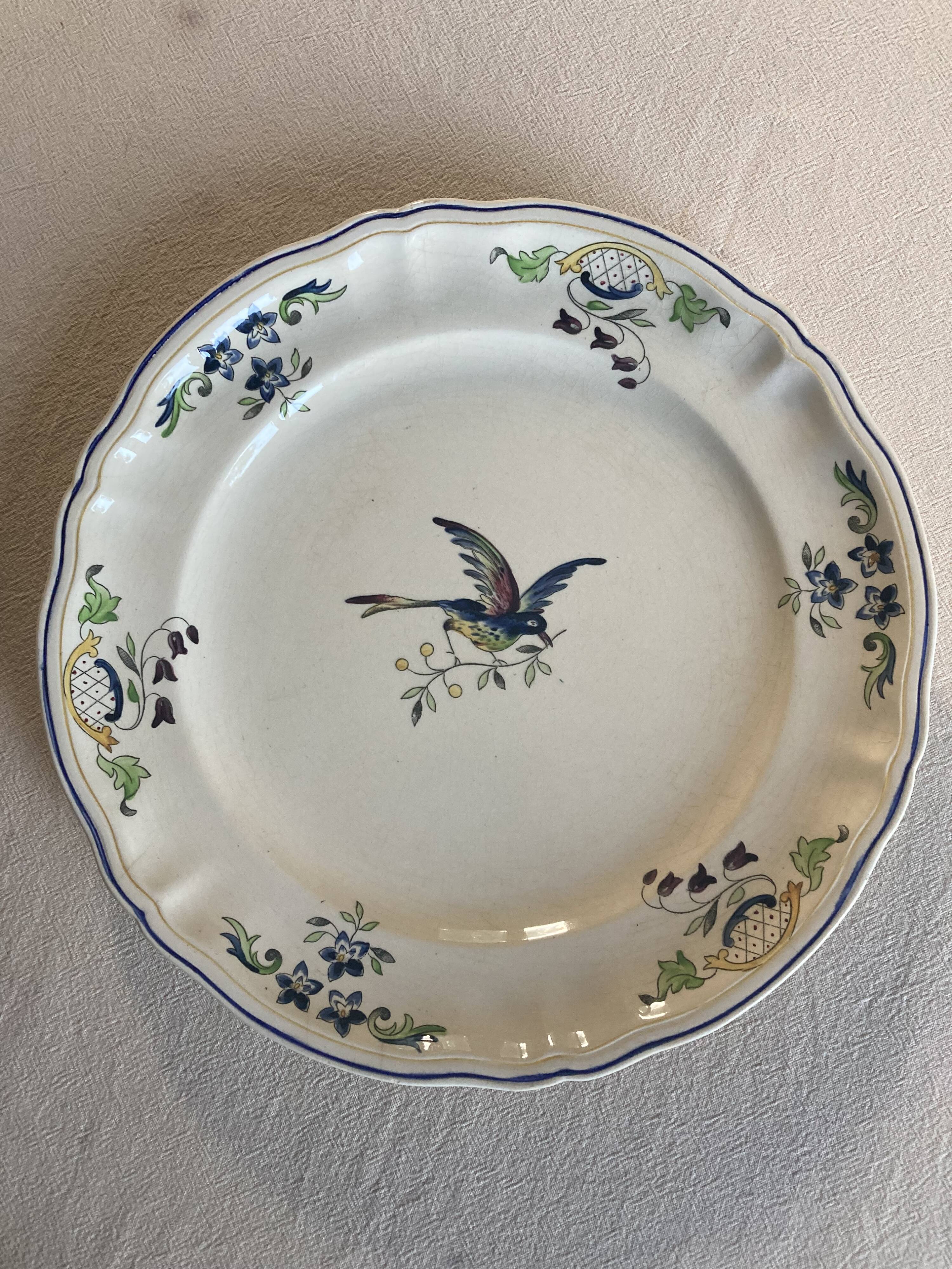 Plat de service rond en faïence Longchamp 1930