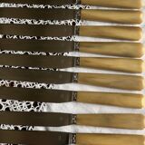 Set of 11 old table knives, horn handle, stainless blade and silver ferrule