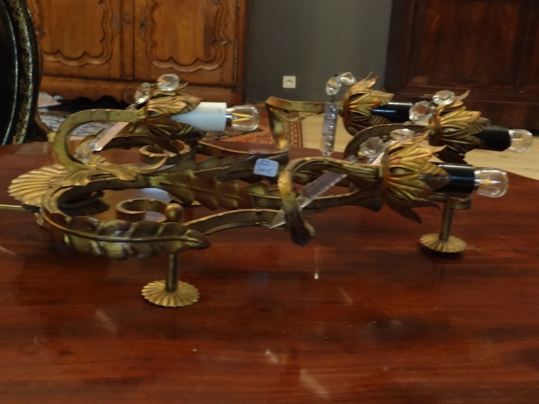 Pair of four-light gilded iron wall lamps 30 x 46 cm