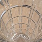 Grand vase Art Déco en cristal blanc ciselé